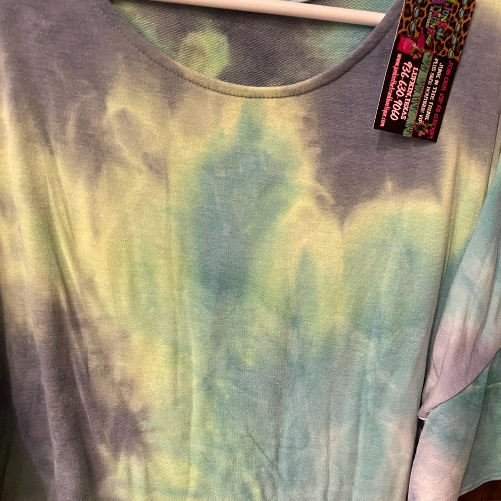 Super cute tie dye shirt with ruffle sleeve